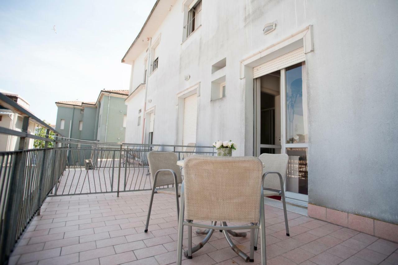 Villa Silvie Rose Cesenatico Luaran gambar